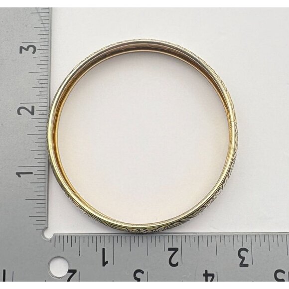 Vintage Floral Etched Bangle Bracelet Gold Tone Ornate Costume Jewelry - Picture 2 of 6